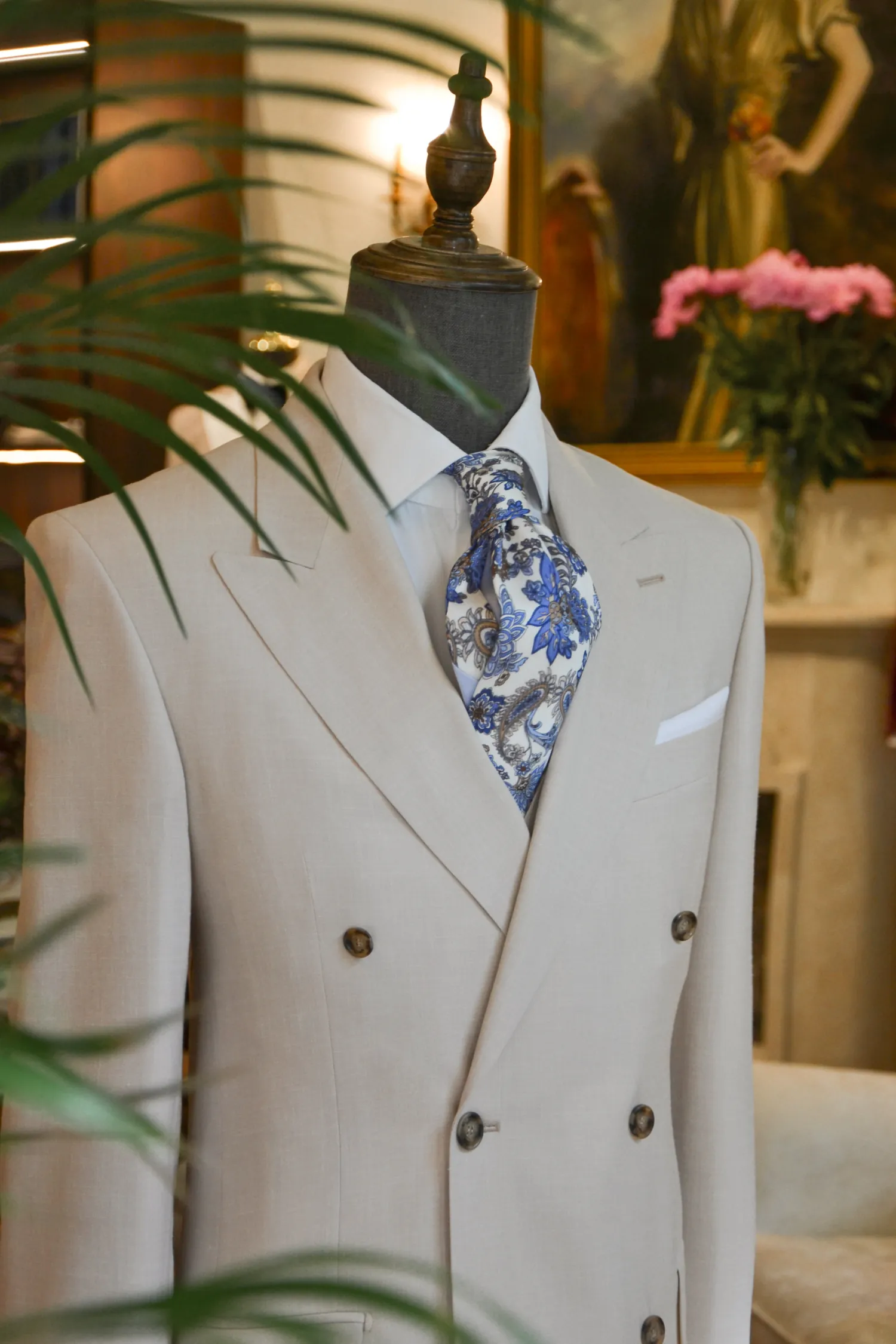 bezowy_garnitur_dwurzedowy_welna_len_loro_piana