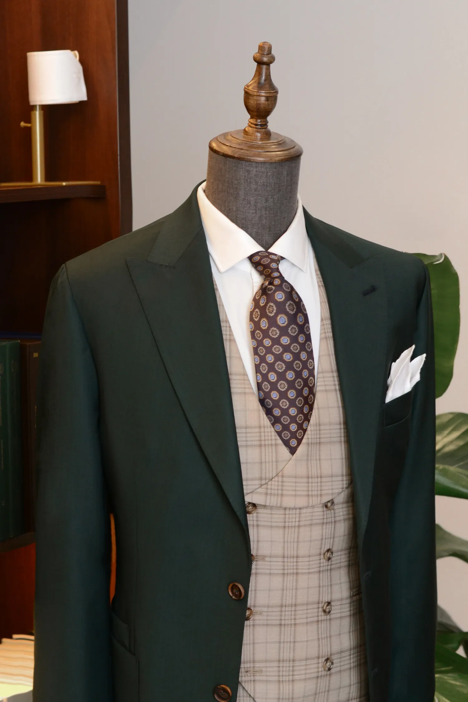 garnitur_butelkowa_zielen_kamizelka_krata_carnet