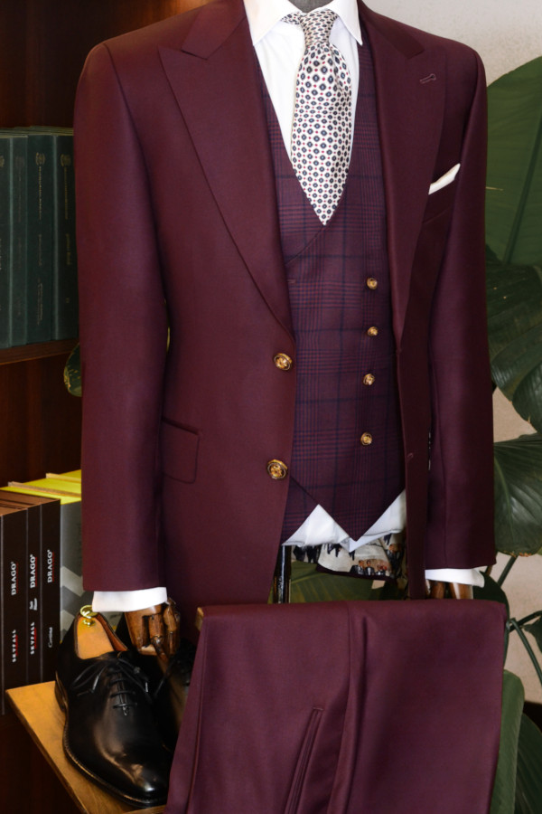 Ekskluzywny garnitur ślubny szyty na miarę w atelier André Grand w Katowicach