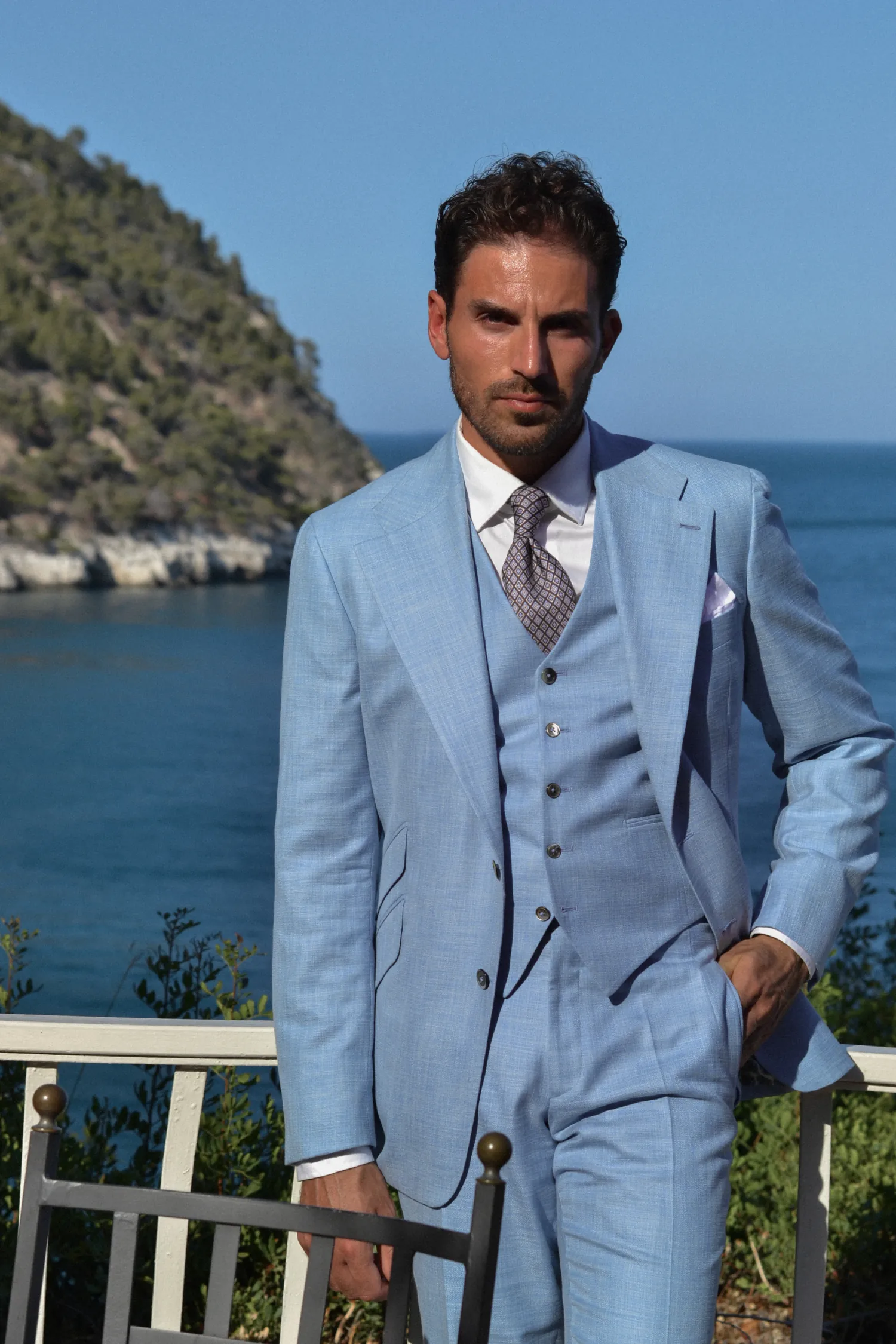 garnitur_Loro_Piana_błękit_Gargano_jedwabna_podszywka_André_Grand