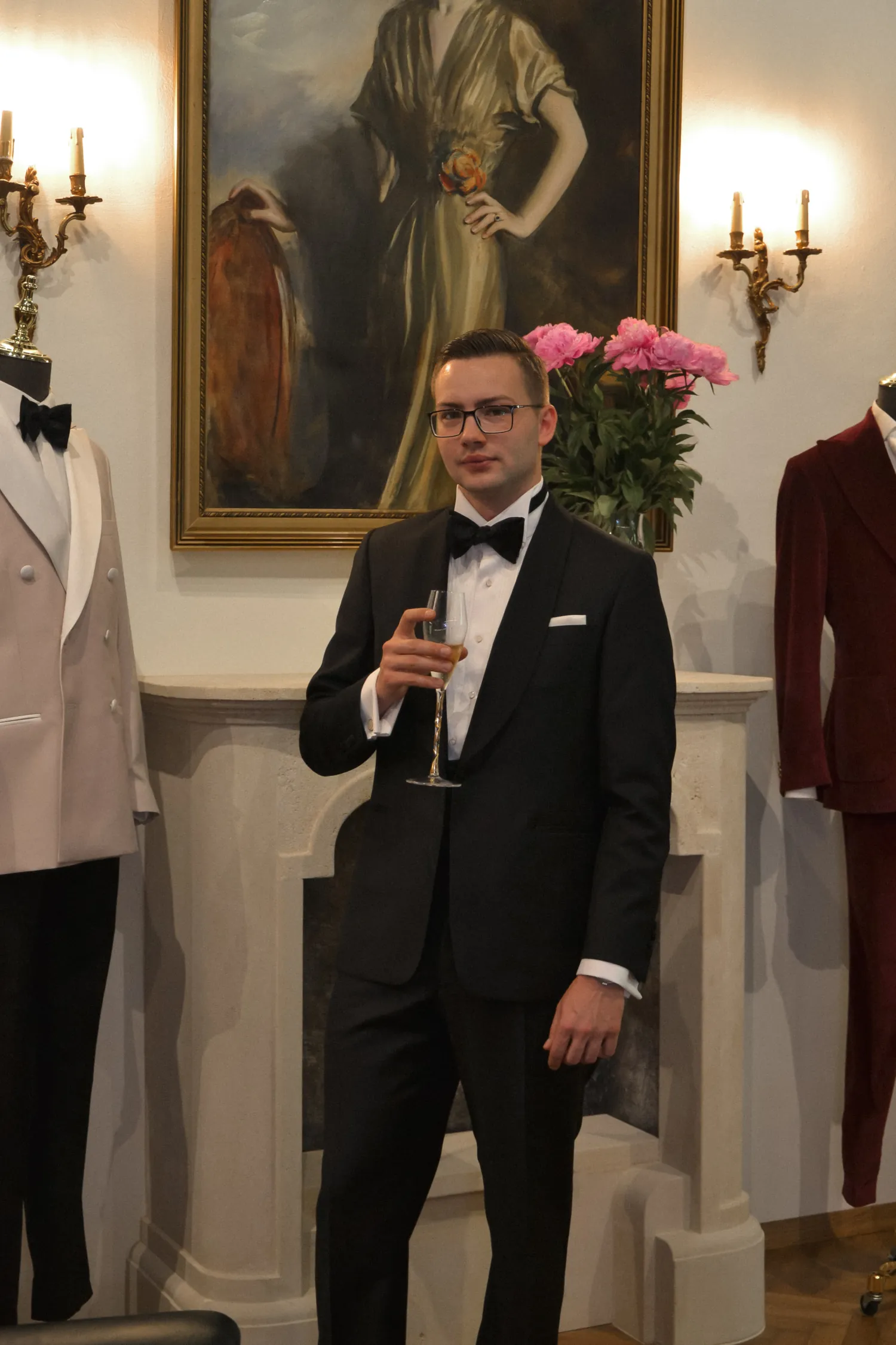 Wnętrze salonu szycia na miarę André Grand w Krakowie – elegancja, cisza i jakość