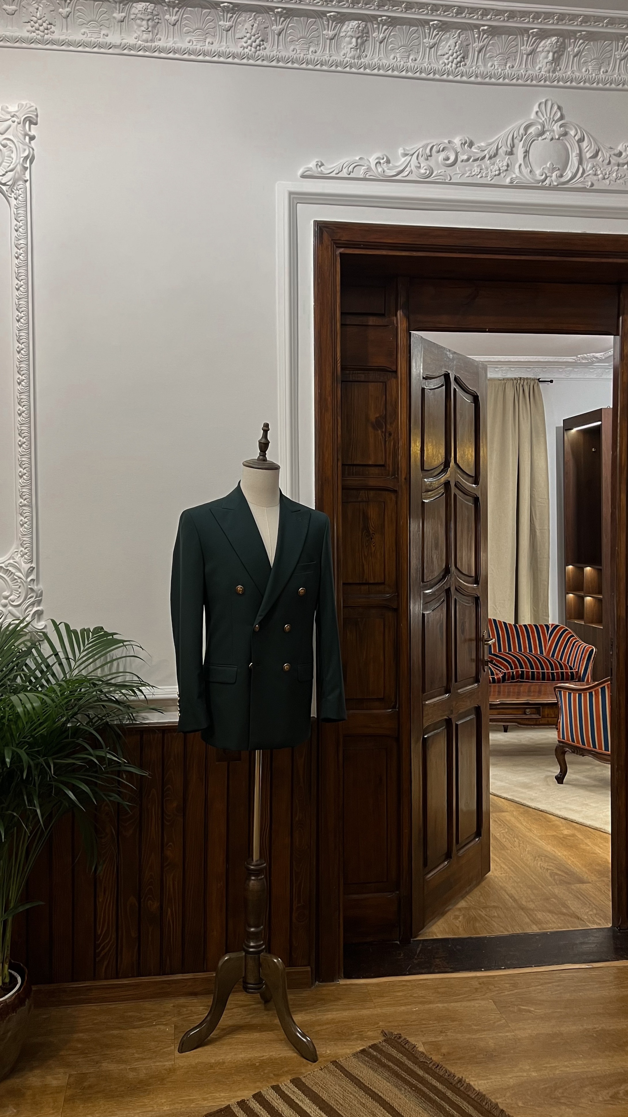 Salon André Grand w Sopocie – eleganckie atelier szycia na miarę garniturów