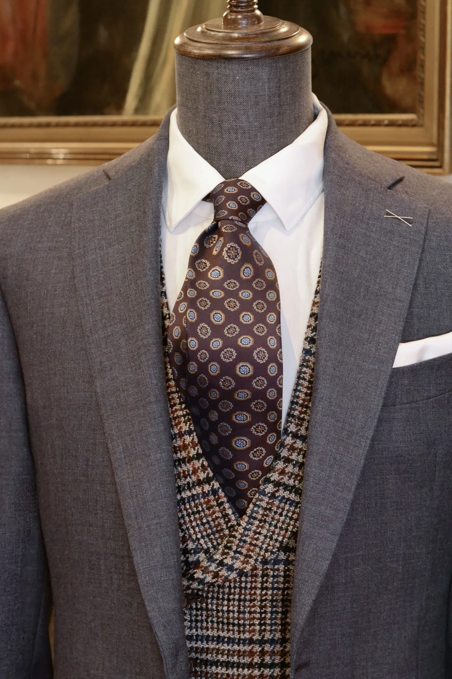 szary_garnitur_na_miarę_kamizelka_baby_alpaka_Carnet_André_Grand_Kraków_Warszawa_Katowice