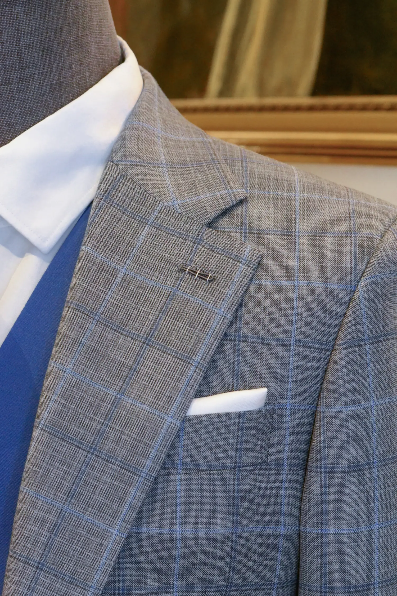 garnitur_ręcznie_wykończony_Carnet_Loro_Piana_butonierka_mediolańska_André_Grand_Kraków_Warszawa_Katowice