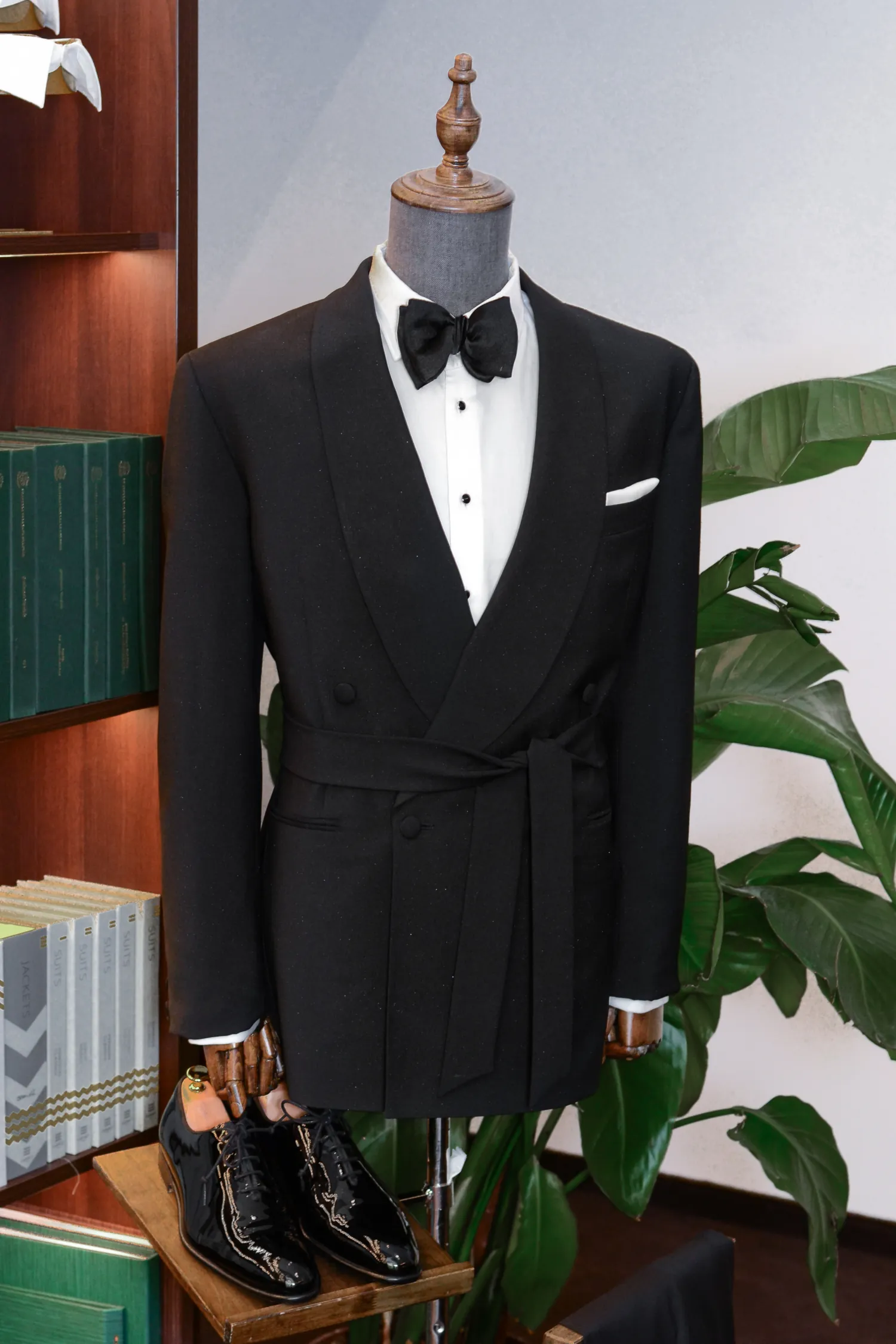 kimono_suit_Ariston_połyskująca_tkanina_na_miarę_André_Grand_Kraków_Warszawa_Katowice